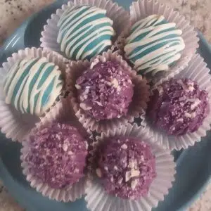 Rebecca Pryor's hot chocolate bombs