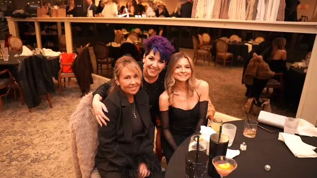 Click to read article: Vibe Salon 2nd Annual Winter Event Raises $7,500'